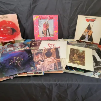 Vinyl Records | Large LP Collection | Simon & Garfunkel, Crystal Gayle, John Denver & More
