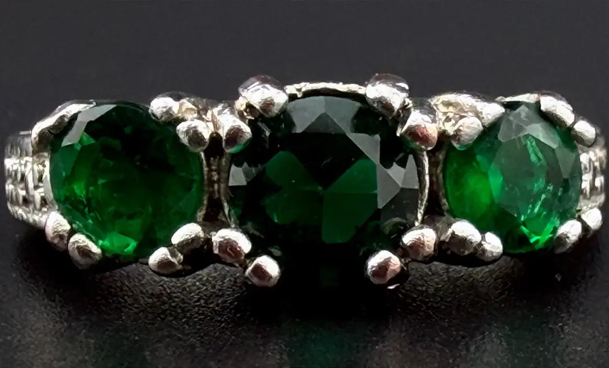 Green Stone Sterling Silver Ring 