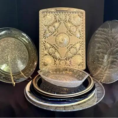 Serving Platters, Trays & Table Linens