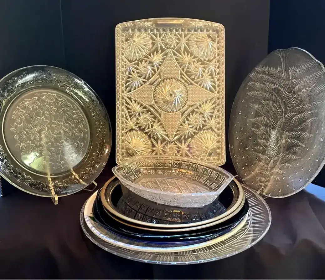 Serving Platters, Trays & Table Linens
