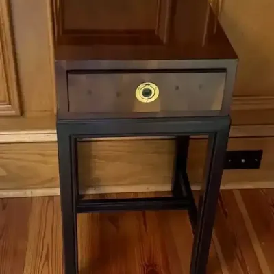 Henredon Georgian Mahogany Bedside Table