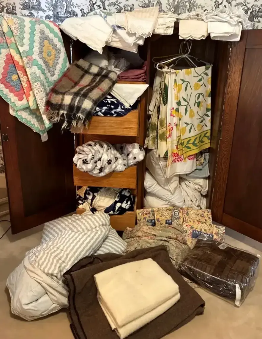Linen Closet Contents With Quilts, Bedding & Vintage Linens