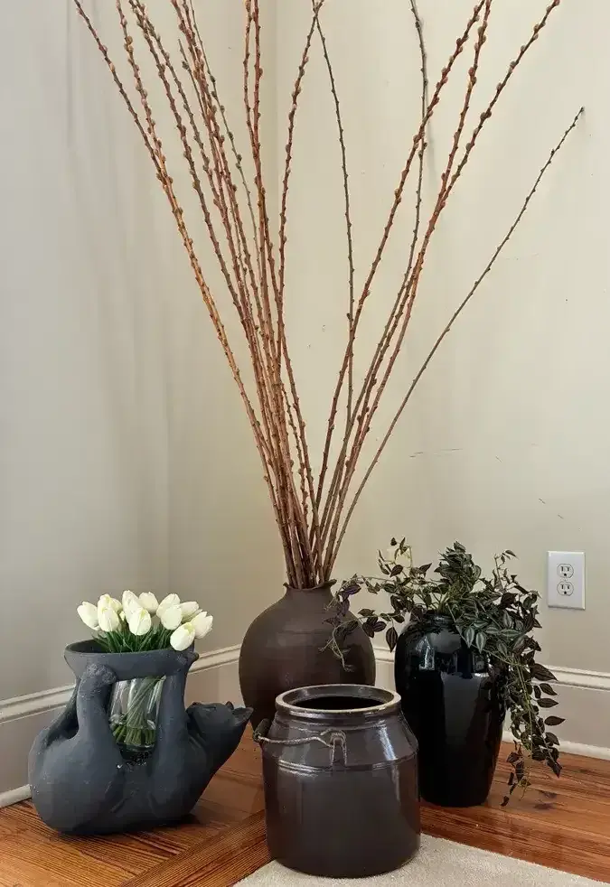 Decorative Vases & Cat Plant Stand