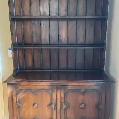 Welsh-Style Oak Display Hutch