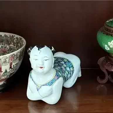 Asian Porcelain, Cloisonné & Decorative Accents