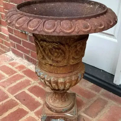 Ornate Cast Iron Garden Urn Planter (2 of 2)