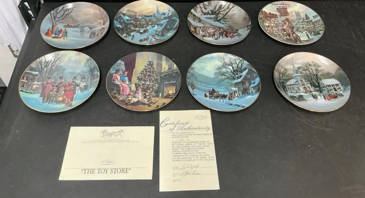 Christmas The Toy Store Plate Collection
