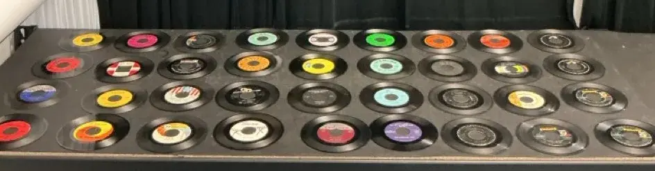 Unsleeved 45’s (2)