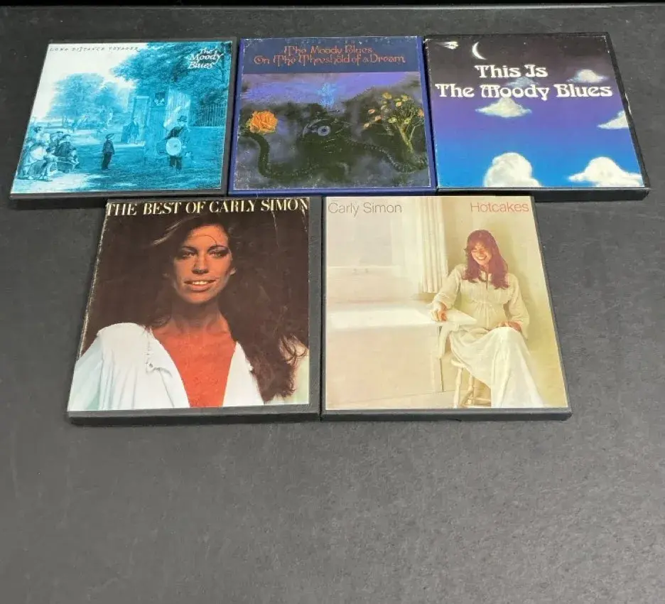 Moody Blues & Carly Simon 4 Tracks 