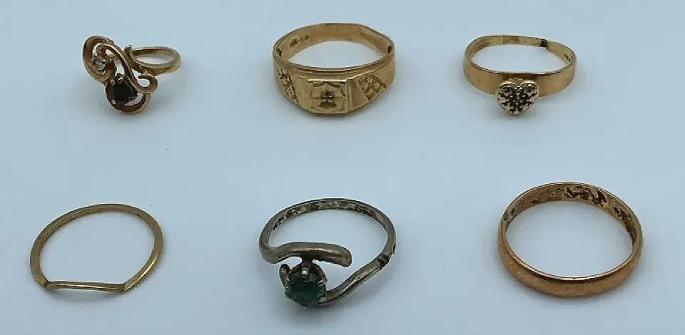 10 Karat Gold Rings