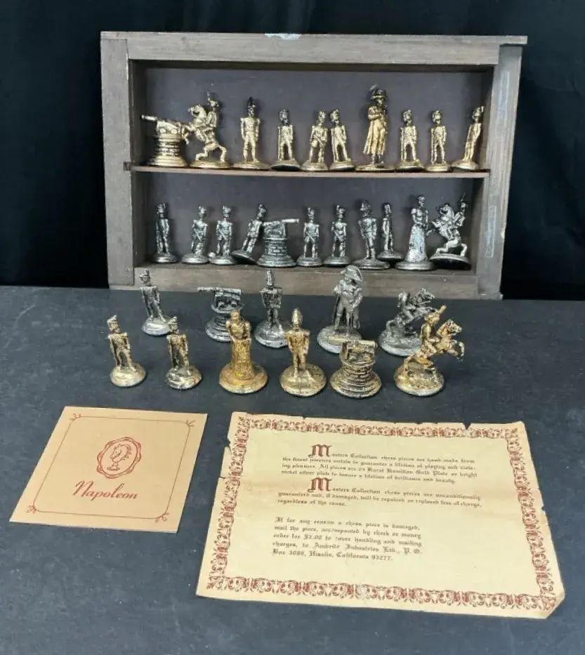 Gold-plated& Silver-Plated Chess Pieces