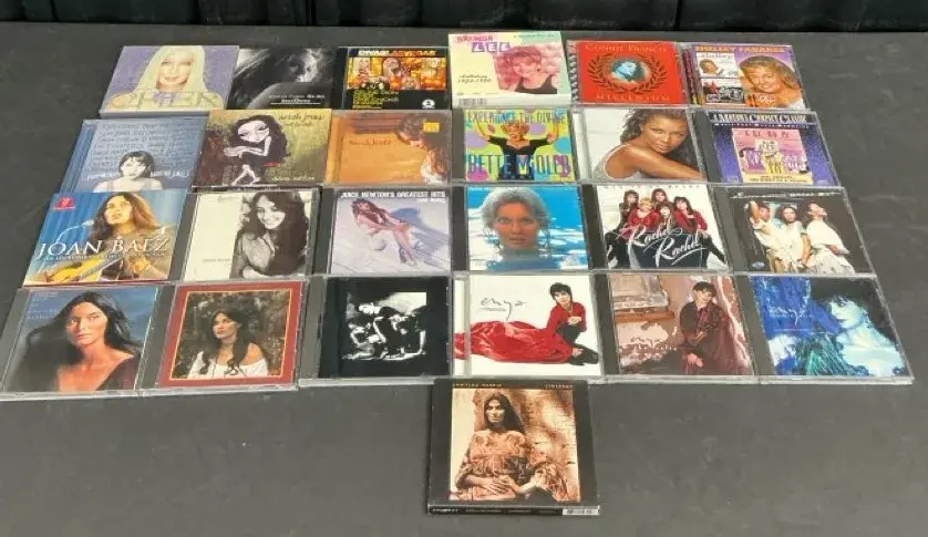 Female Soloists & Groups