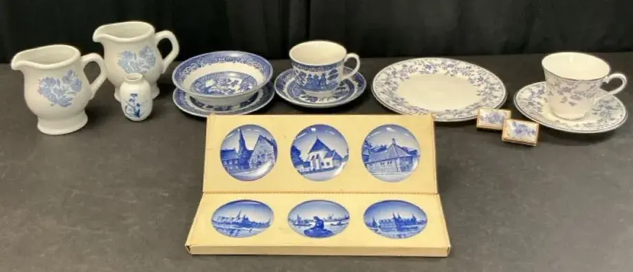 Blue Floral Decor & Dishes