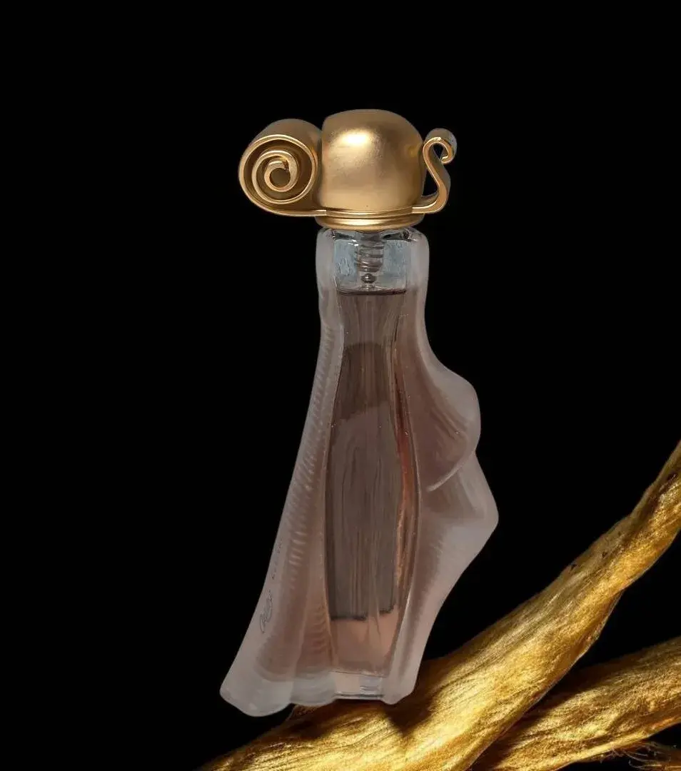 Vintage Paris By Givenchy Eau De Parfum Spray .5 Fl oz/15 ml - New