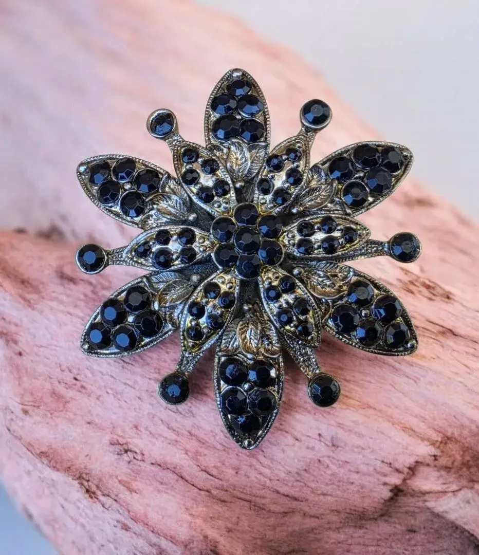 Vintage Black Fauceted Rhinestone Floral Brooch 