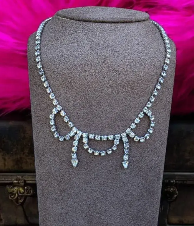 Vintage Rhinestone Cascading Dangling Bib Necklace 