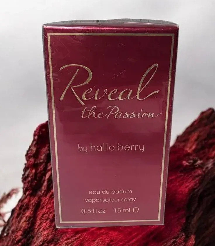 Reveal The Passion By Halle Berry .5 Fl Oz - Eau de Parfum - New In Box