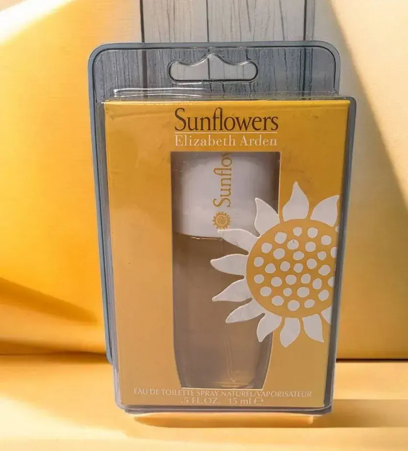 Sunflowers Elizabeth Arden .5 Fl Oz. 90's - Eau De Toilette - New In Box