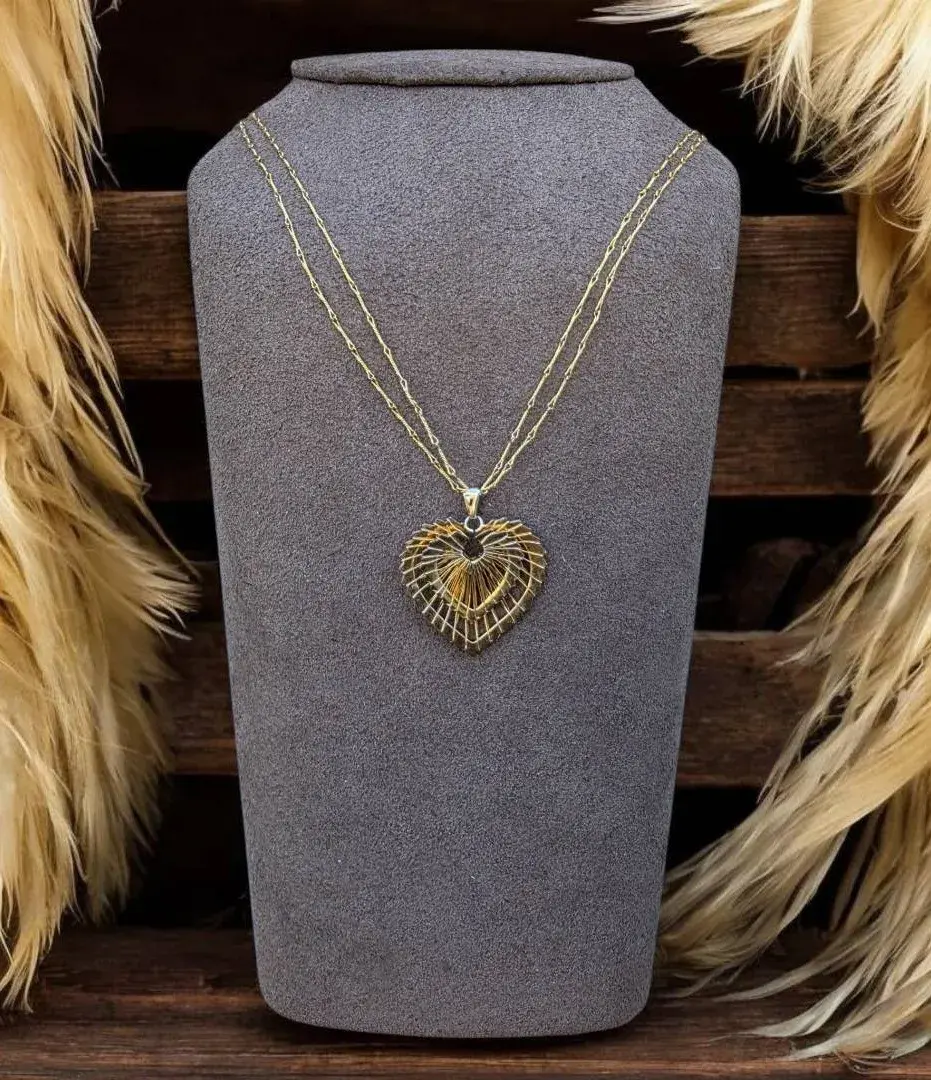 Vintage Monet Golden Bar Goldtone Chain & Multi-Layered Wire Heart Pendant (Not Monet) 