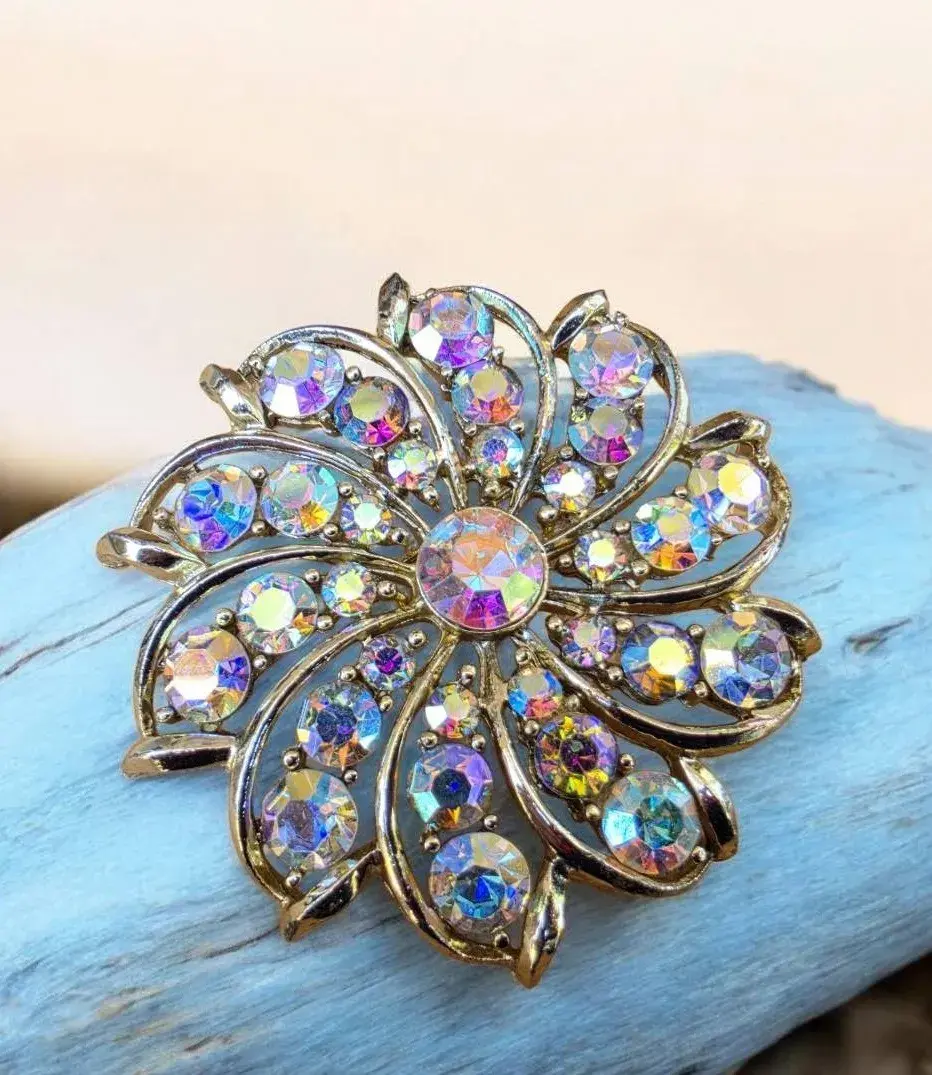 Vintage Large Dimensional Aurora Borealis Floral Brooch 