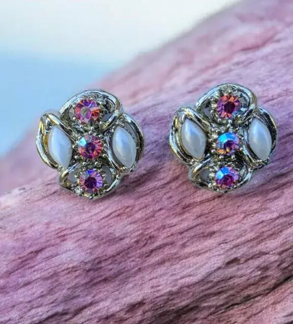 Vintage White Cabochon Style Accents & Aurora Borealis Rhinestone Floral Clip-On Earrings 