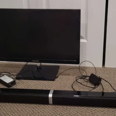 Samsung HDTV Computer Monitor and Top Vision TV Soundbar Speaker
