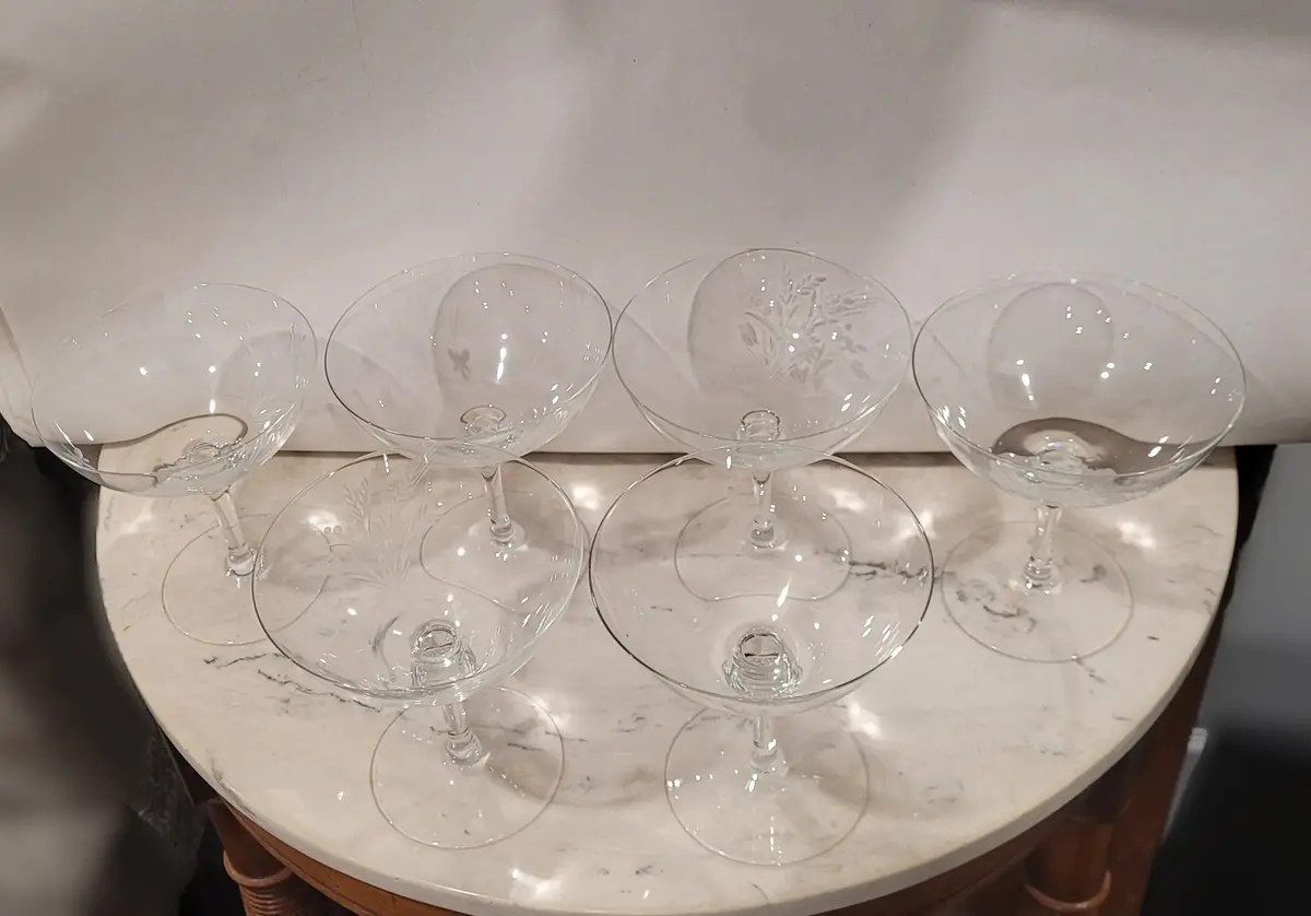 Lot of 6 Etched Coupe Cocktail Glass Stemware Featuring Flowers and Butterflies