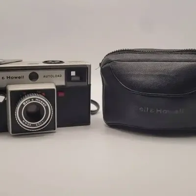 Vintage Bell & Howell Autoload Model 340 Film Camera With Leather Case