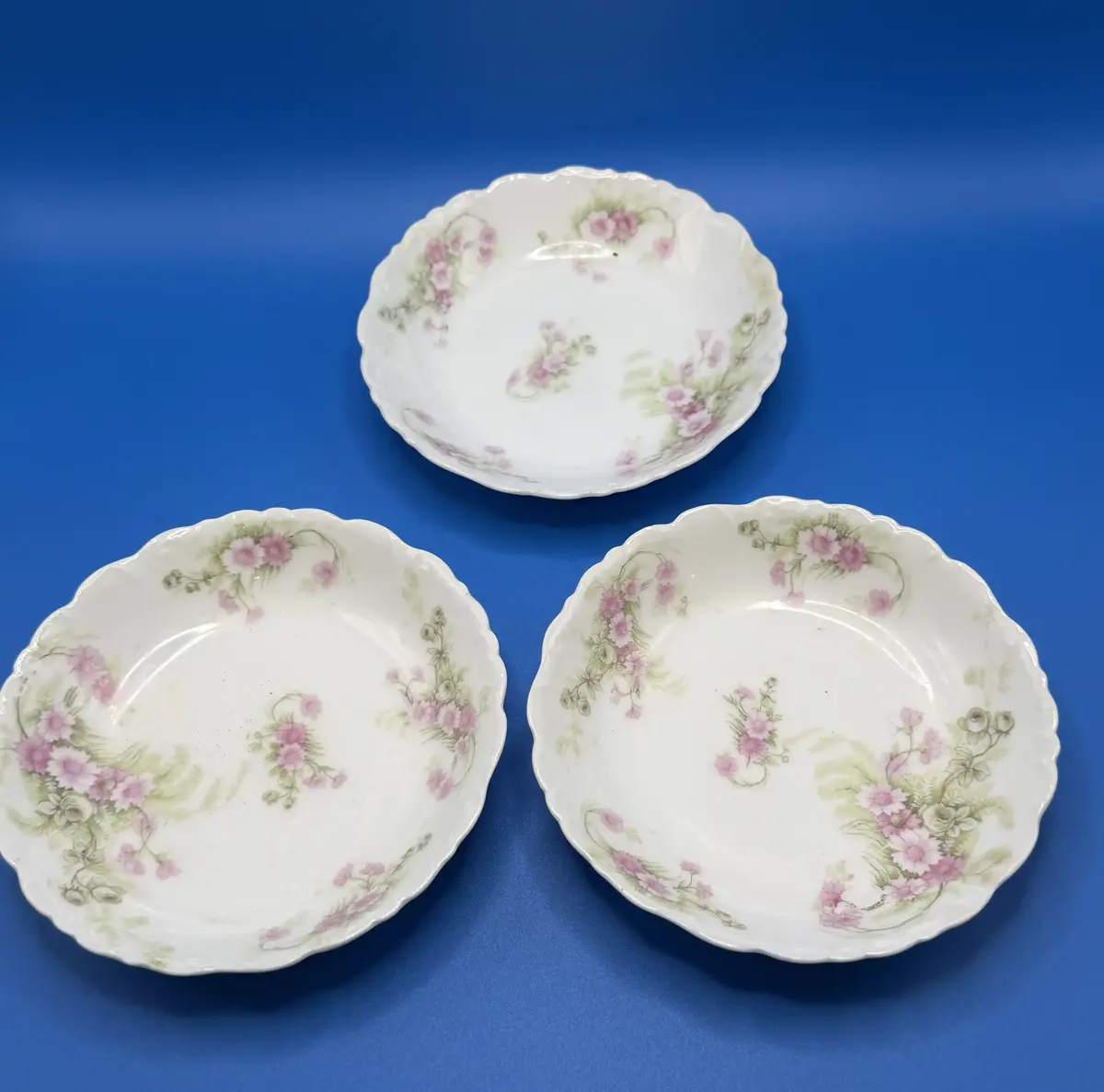 Set of 3 Elite Works Made in France 5" Floral Side Dishes