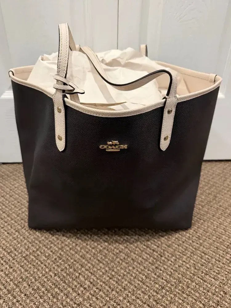 COACH City Tote Black Leather Handbag Shoulder Bag Chalk Trim