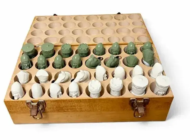 Green & White Chess Pieces in Fitted Wooden Case