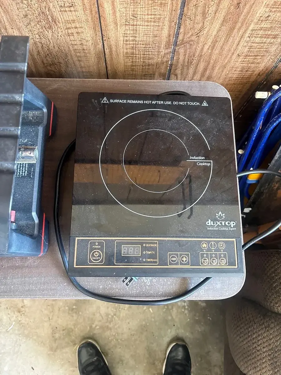 Bayou Classic SP-10 Cooker, Char-Broil Grill, Duxtop Cooktop