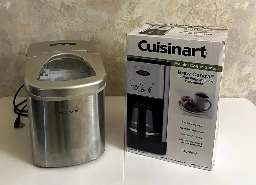 Frigidaire Ice Maker, Cuisinart DCC-1200 & Hamilton Beach