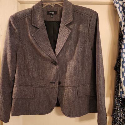Rafaella Petite gray textured two-button blazer, size 14P, featuring a notched lapel and front flap pockets.