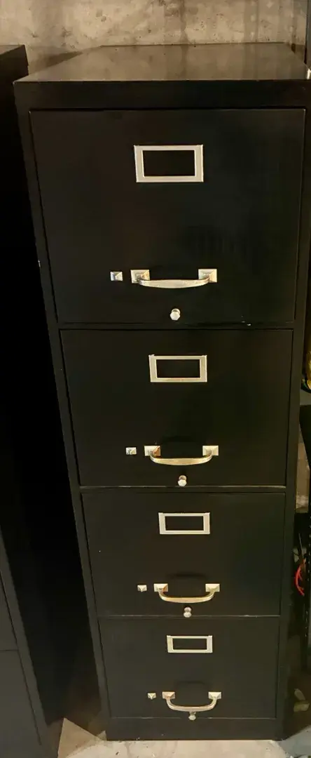 4-Drawer Filing Cabinet
