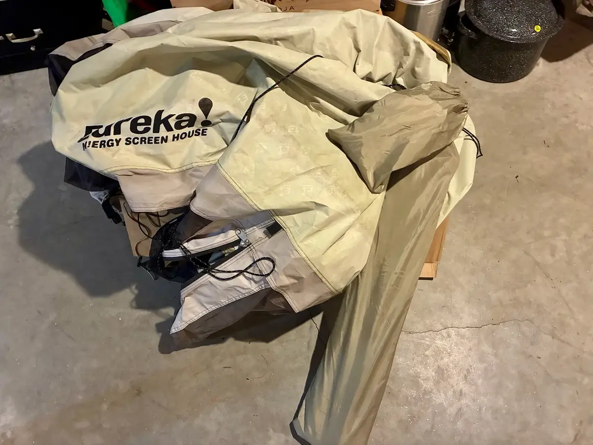 Eureka N!ergy Screen House (Not set up, condition unknown)