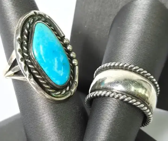  Sterling Silver Turquoise Cabochon & Rope-Edge Band Rings (2)