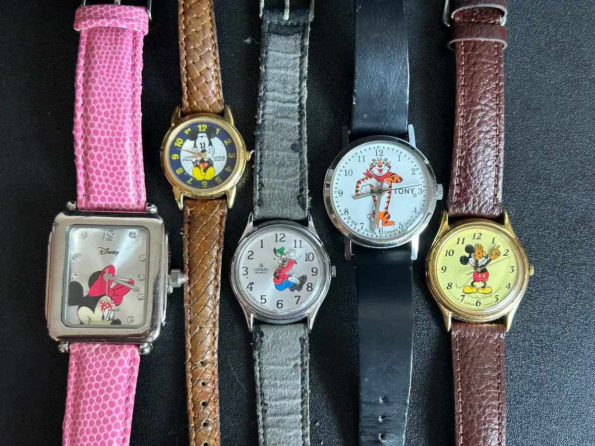 Vintage Tony The Tiger & Lorus Disney Watches 