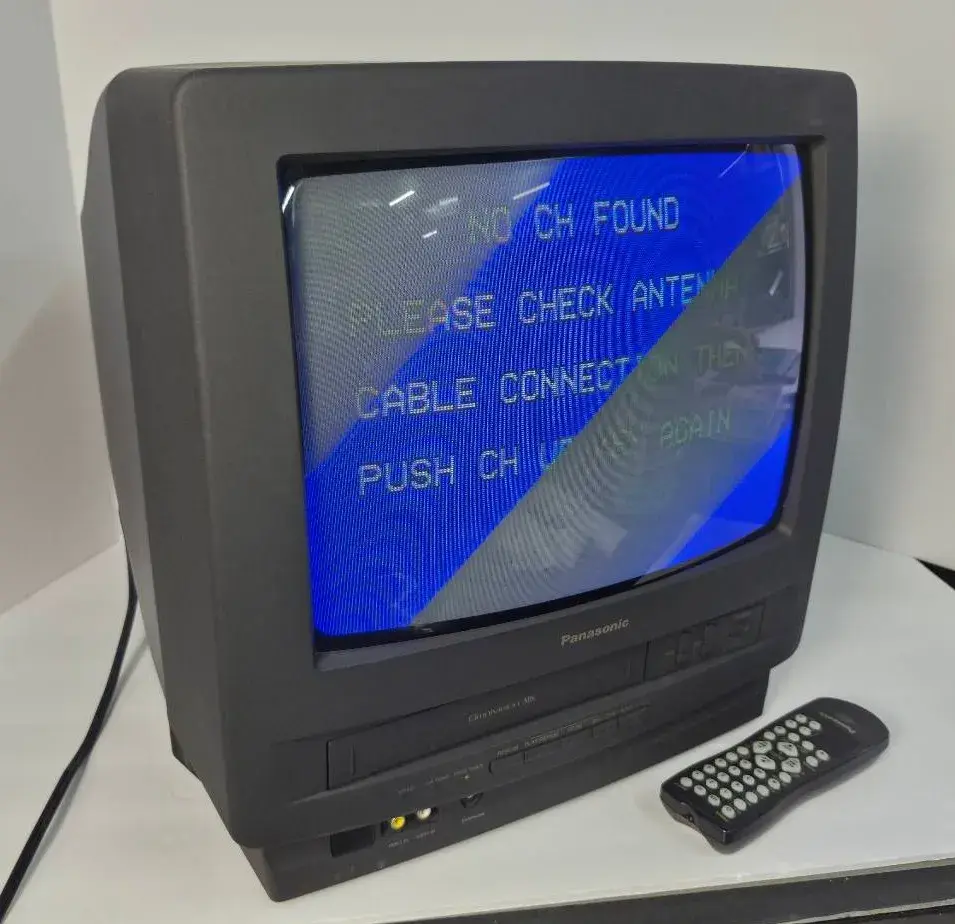 Panasonic 13" CRT TV VHS Player Combo - PVM1326
