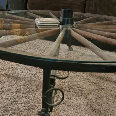 Wagon wheel table