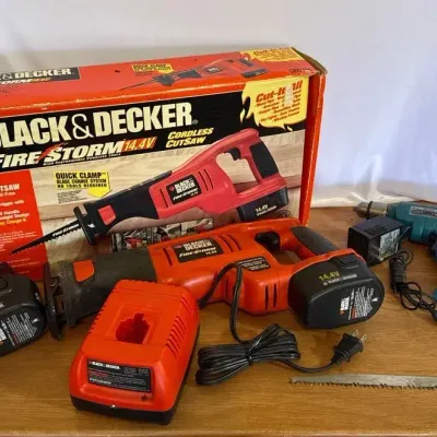 Cordless Cut Saw & Cordless Drill