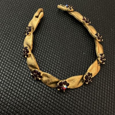 Vintage Trifari Gold Tone Brushed Metal & Red Rhinestone Floral Link Bracelet