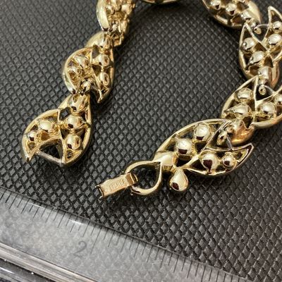 Vintage Lisner Gold Tone Simulated Faux Pearl Link Bracelet