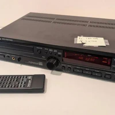 Tascam CD-RW750, a Professional Standalone CD Recorder and Player