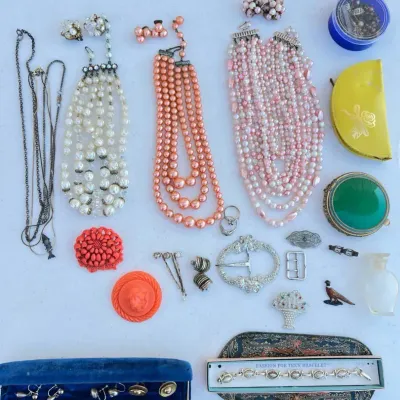 Costume Jewelry Lot Vintage Faux Pearl Strand Necklaces Clip Earrings Brooches