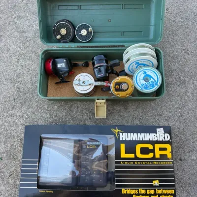 Vintage Fishing Tackle Box Lot w/ 6 Reels, Monofilament Line & Humminbird LCR 4000
