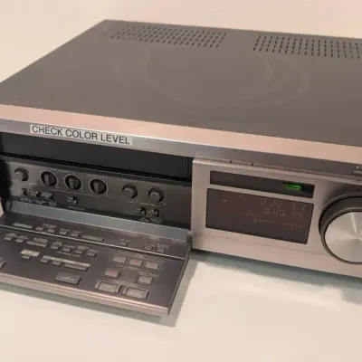 JVC BR-S378U Professional S-VHS VCR Player/recorder. 1989-90s