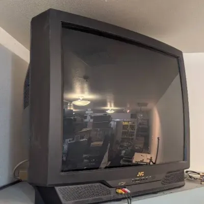 32in JVC AV-32230 Cathode-ray Tube (CRT) Television.