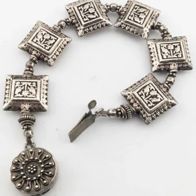 Sale Photo Thumbnail #118