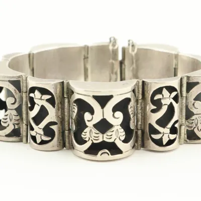 Sale Photo Thumbnail #34